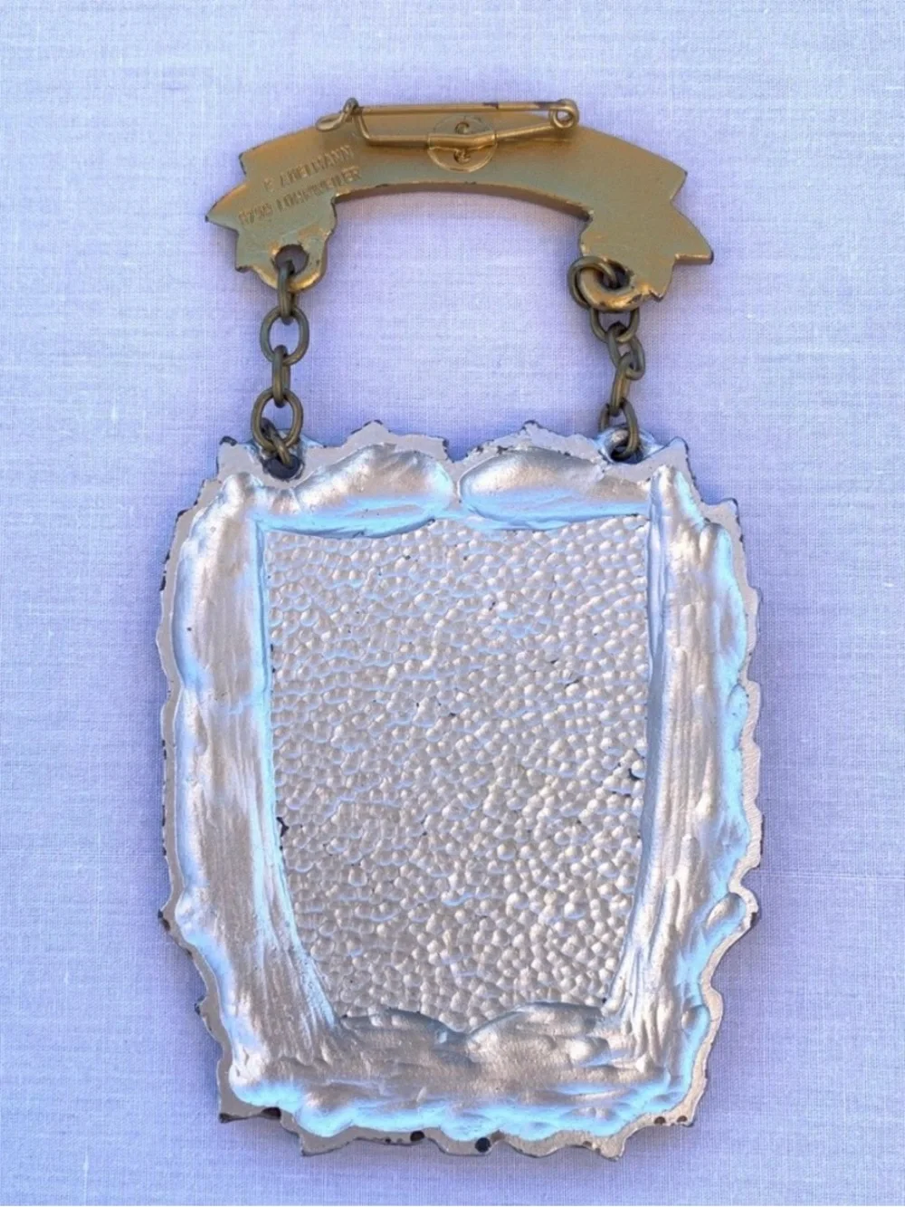 German Hiking Days Medal 1985 Neidenfels Wanderung Brooch